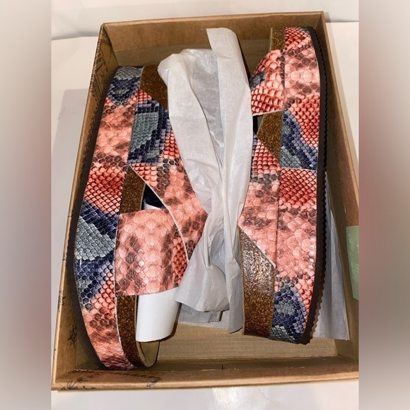 Free‎ People Women Sidelines Candy Snake Flatform Crisscross Strap Sandal NEW - Picture 10 of 10